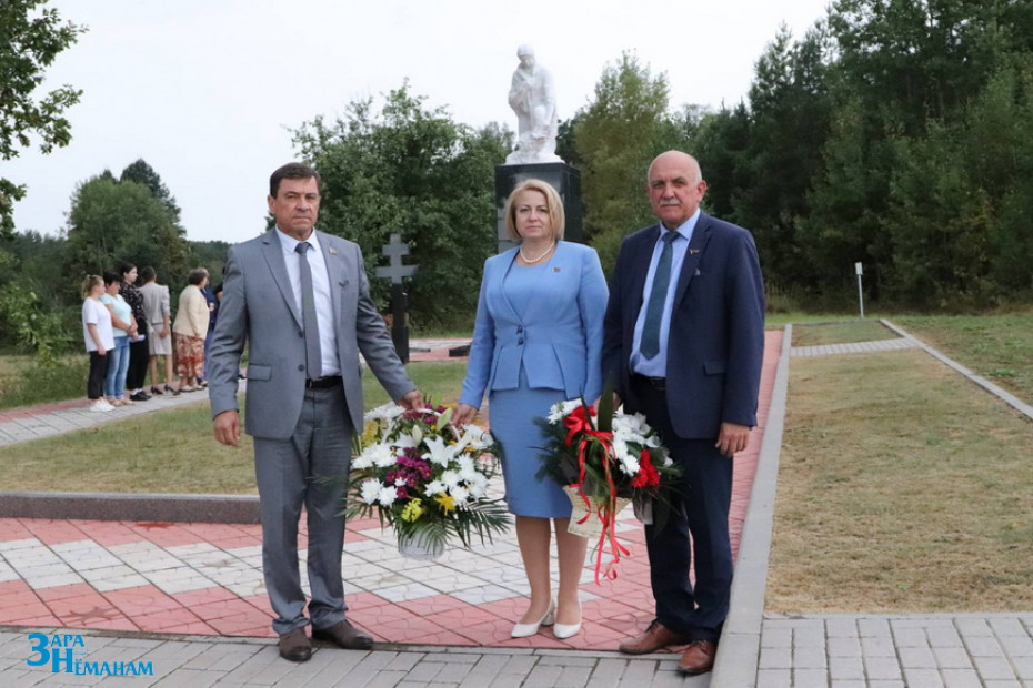 Мостовщину с рабочим визитом посетила председатель Гродненского областного Совета депутатов Елена Пасюта