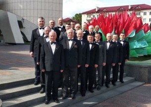 Мужской народный хор Мостовского РЦК возобновил репетиции и приглашает в свои ряды новых участников