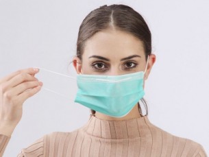 Защитная маска: как носить и утилизировать – советует главный врач Мостовского райЦГЭ
