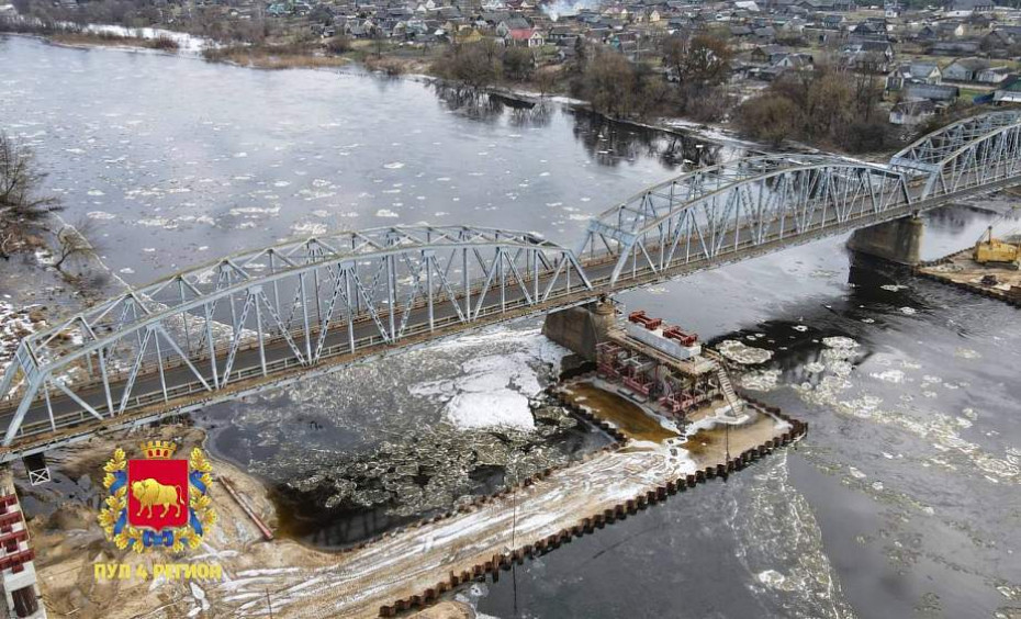 Путин открыл мост через реку Свирь в Ленинградской области - Российская газета