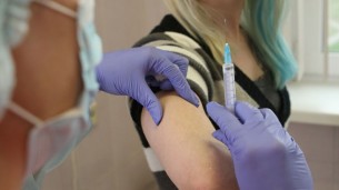 Стоит ли опасаться вакцинации против COVID-19? Мы узнали у врача Мостовской ЦРБ