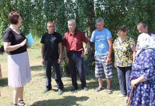 Ценить то, что имеем. Заместитель председателя райисполкома Марина Давыдик встретилась с жителями деревни Дашковцы